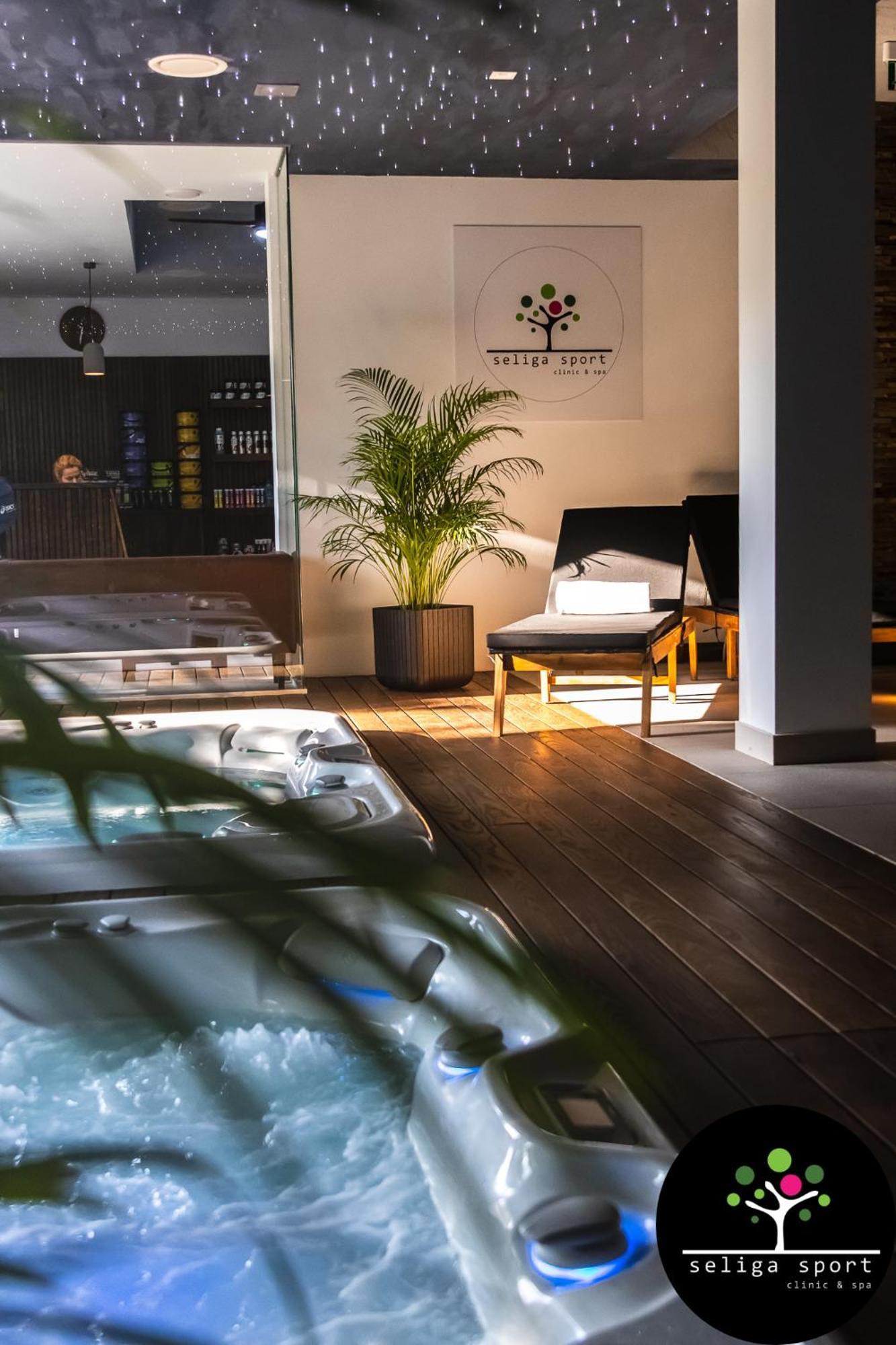 Seliga Sport Apartments & Spa Lesznowola  Exteriör bild